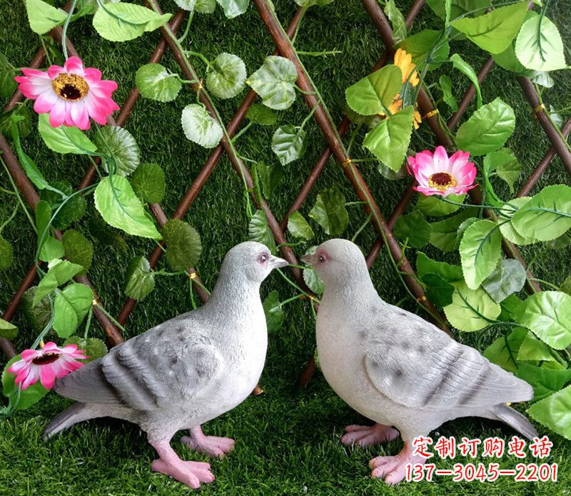 山西传递和平与美好的和平鸽雕塑