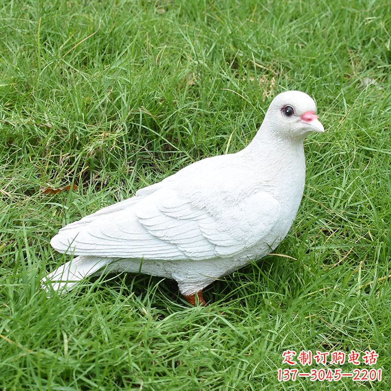 山西纪念和平的“和平鸽”雕塑
