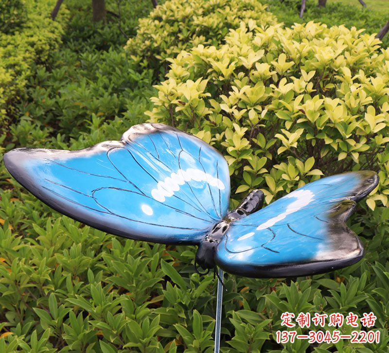 山西自然美妙的蝴蝶雕塑