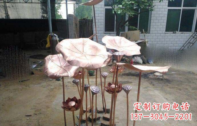 山西锻铜荷花荷叶莲蓬雕塑