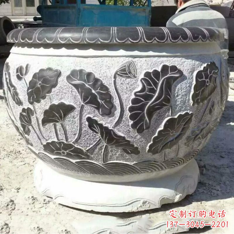 山西青石古水缸雕塑