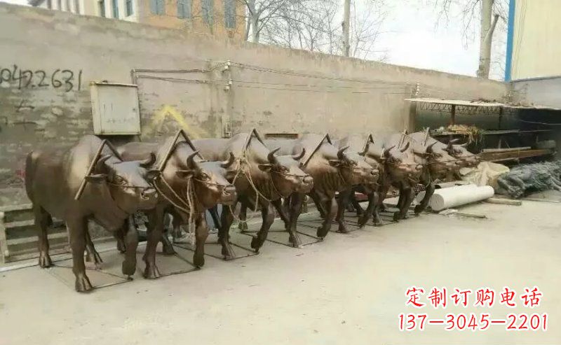 山西仿铜玻璃钢动物雕塑