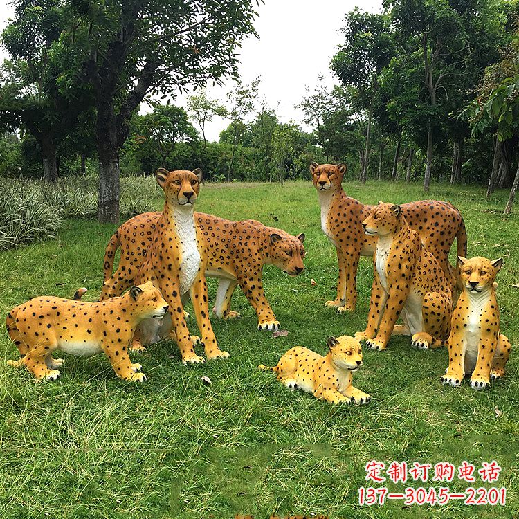 山西精美玻璃钢豹雕塑