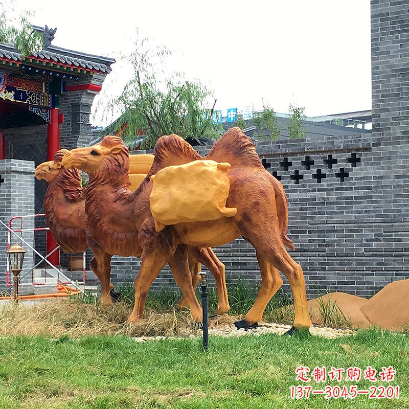 山西集萃精美的骆驼雕塑