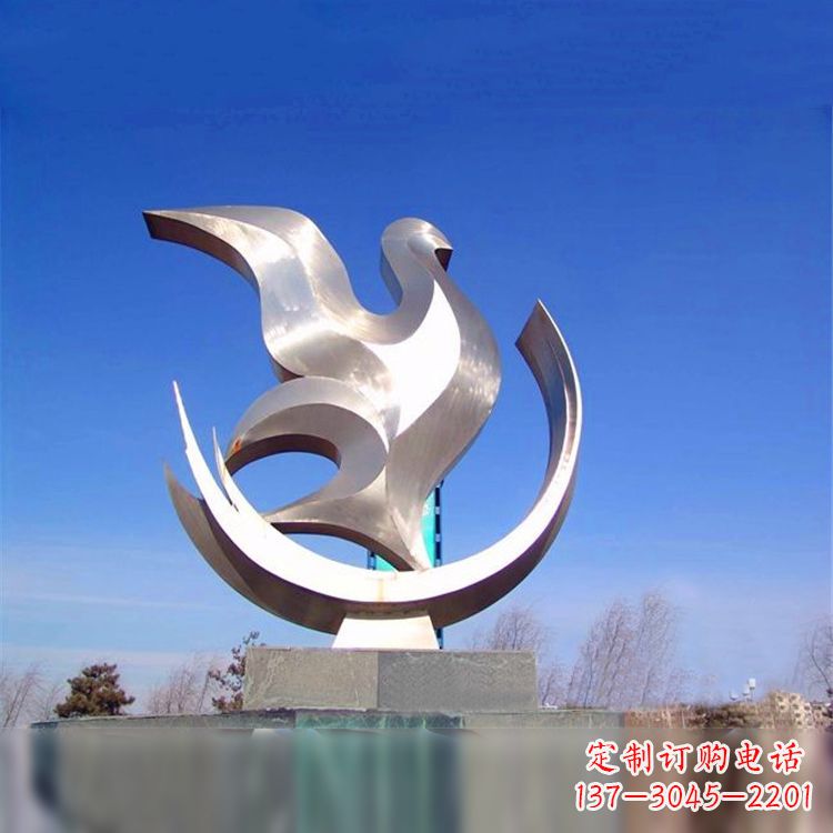 山西鸽子的雕像