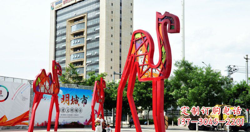山西品质精良的公园不锈钢骆驼雕塑