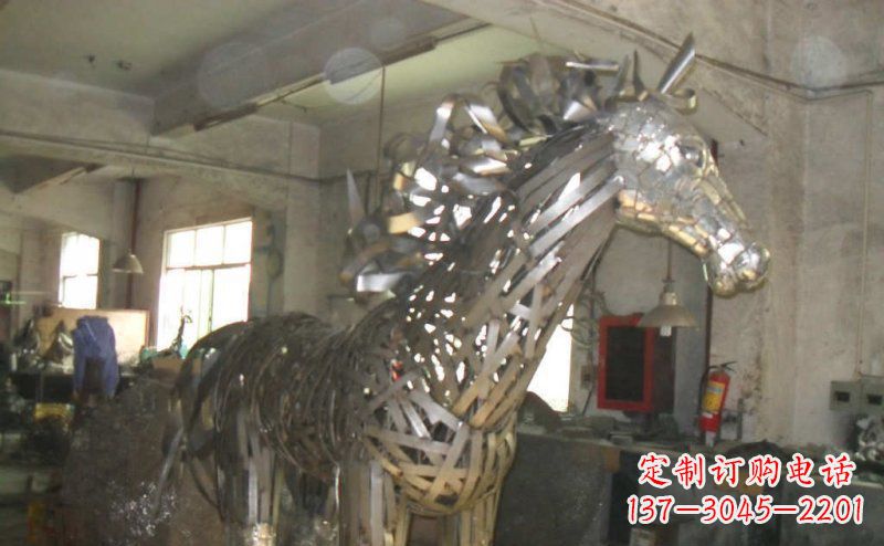 山西不锈钢抽象马动物雕塑
