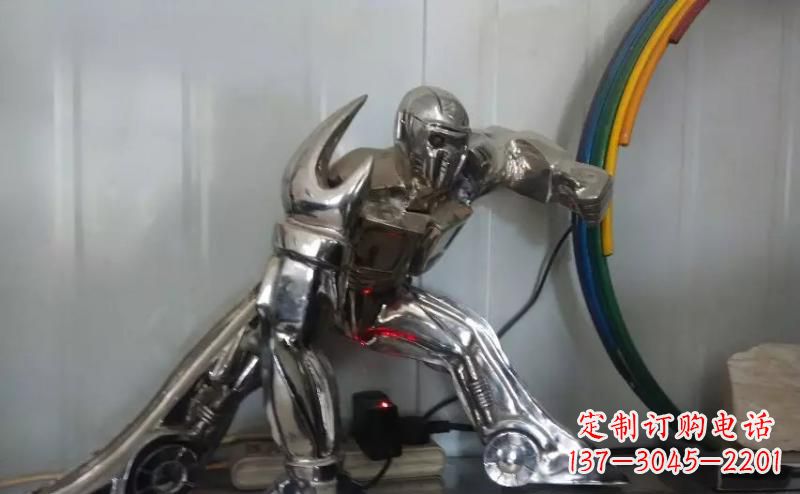 山西高端式可爱机器人雕塑