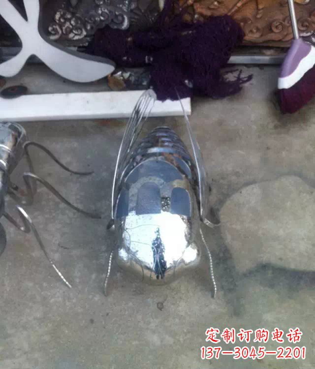 山西公园不锈钢昆虫动物雕塑