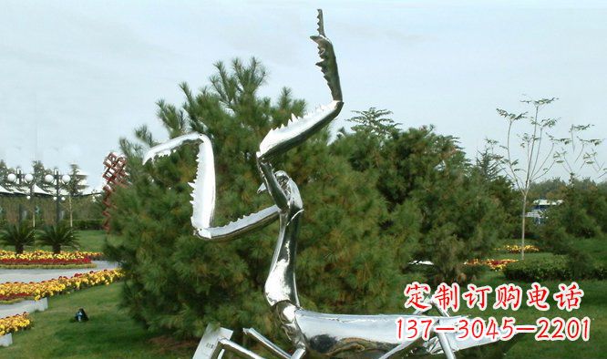 山西优雅大气的不锈钢螳螂雕塑