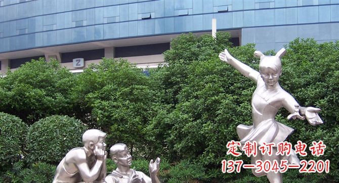 山西优质不锈钢学生人物雕塑