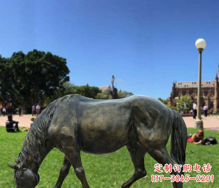 山西公园低头马玻璃钢仿铜动物雕塑
