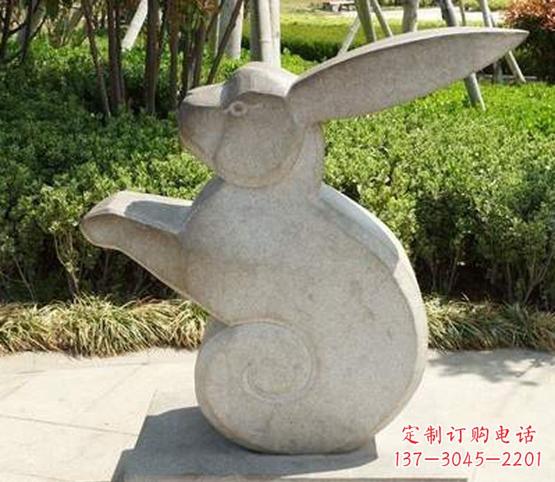 山西公园兔子雕塑,营造可爱的氛围