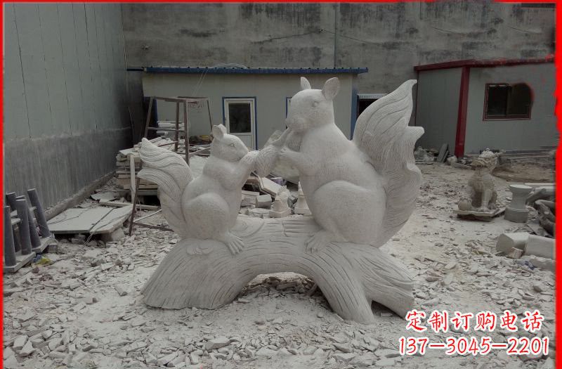 山西中领雕塑 松鼠之爱 石雕定制