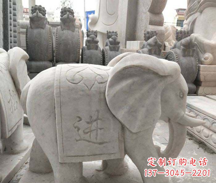 山西公园动物石雕小象