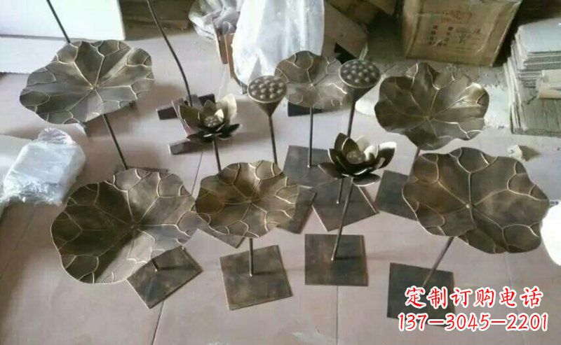山西精美荷叶锻铜雕塑