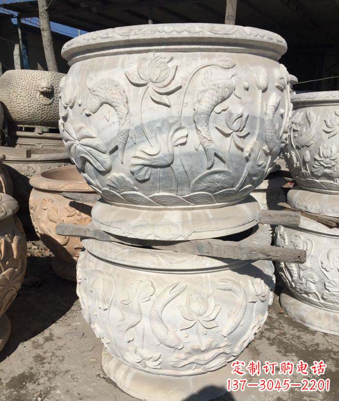 山西精美荷花雕塑 彰显优雅之美