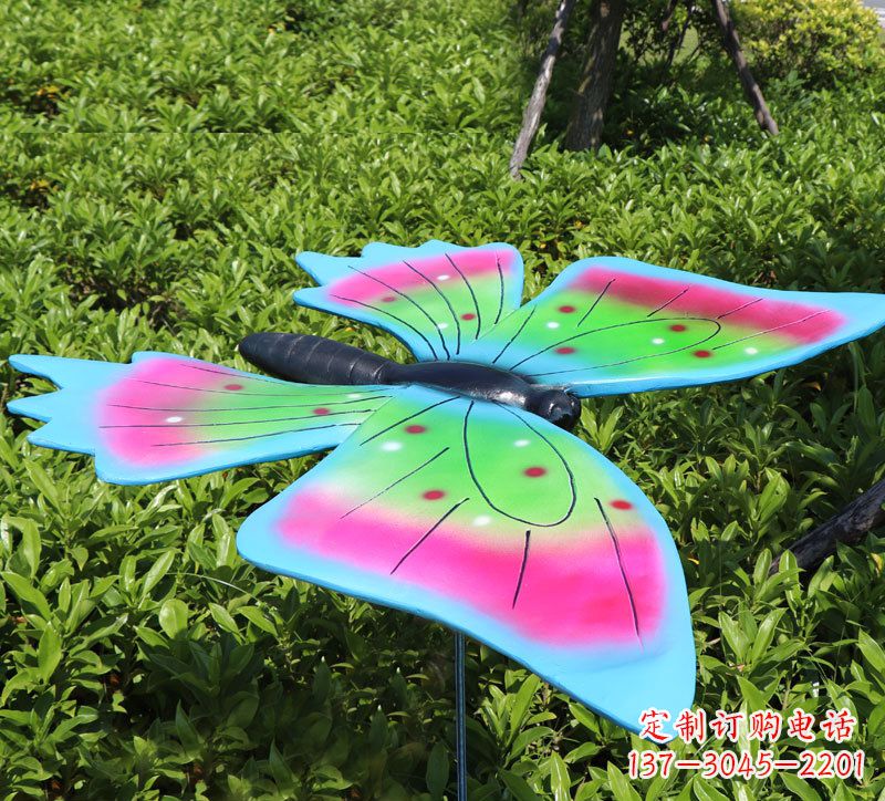 山西公园蝴蝶插件草丛昆虫雕塑