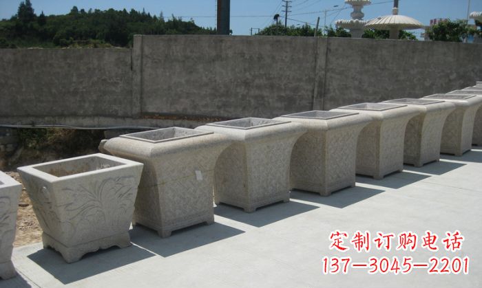 山西大理石花盆石雕 – 在公园展现精美自然风貌