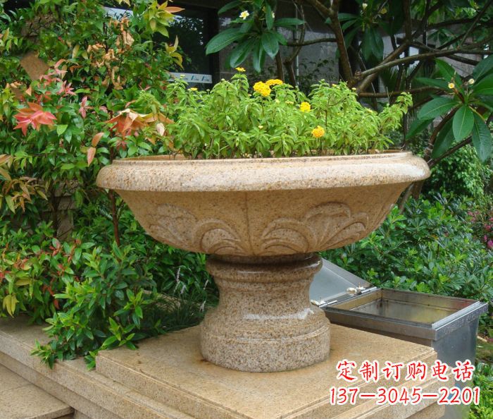 山西雕塑花盆,精雕细琢