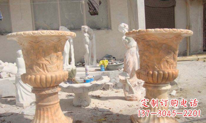 山西公园景观晚霞红花盆石雕