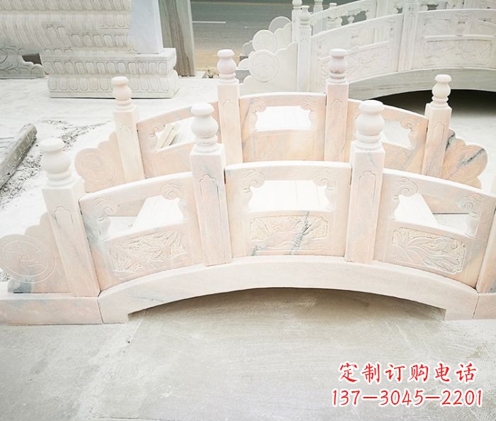山西公园景观晚霞红石雕拱桥