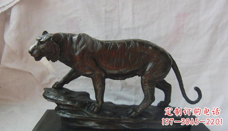 山西高质量老虎铜雕