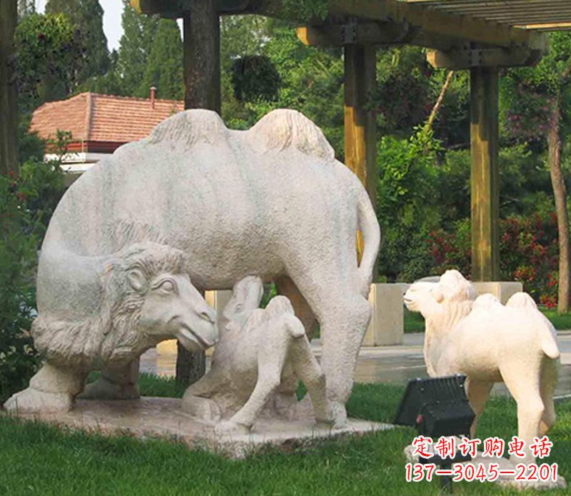 山西高端定制工艺骆驼雕塑