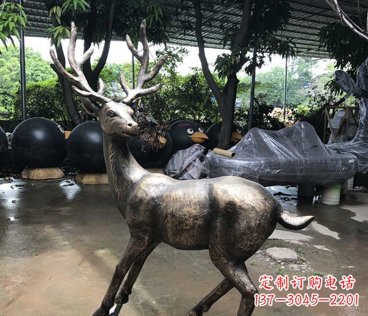 山西公园梅花鹿动物铜雕 (3)