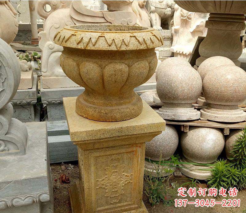 山西砂岩花盆景观石雕--美观多彩的室外装饰