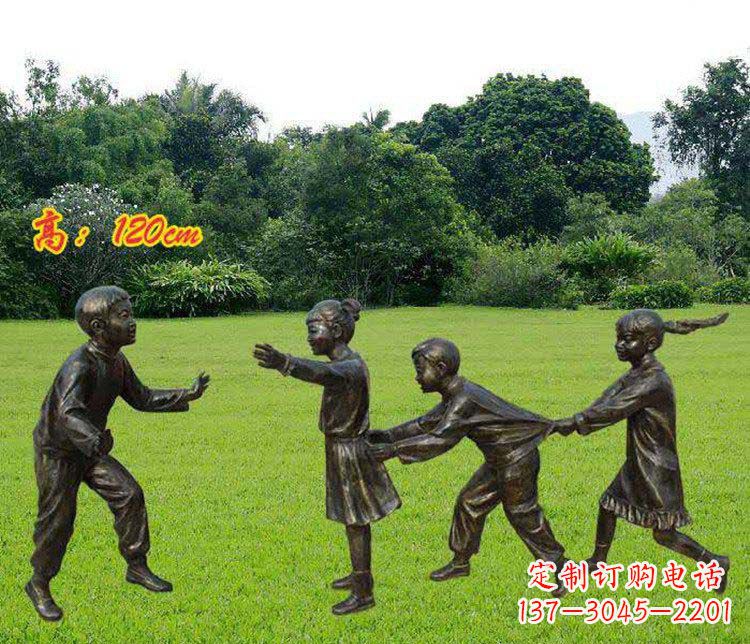 山西公园玩老鹰捉小鸡的儿童小品铜雕 (2)