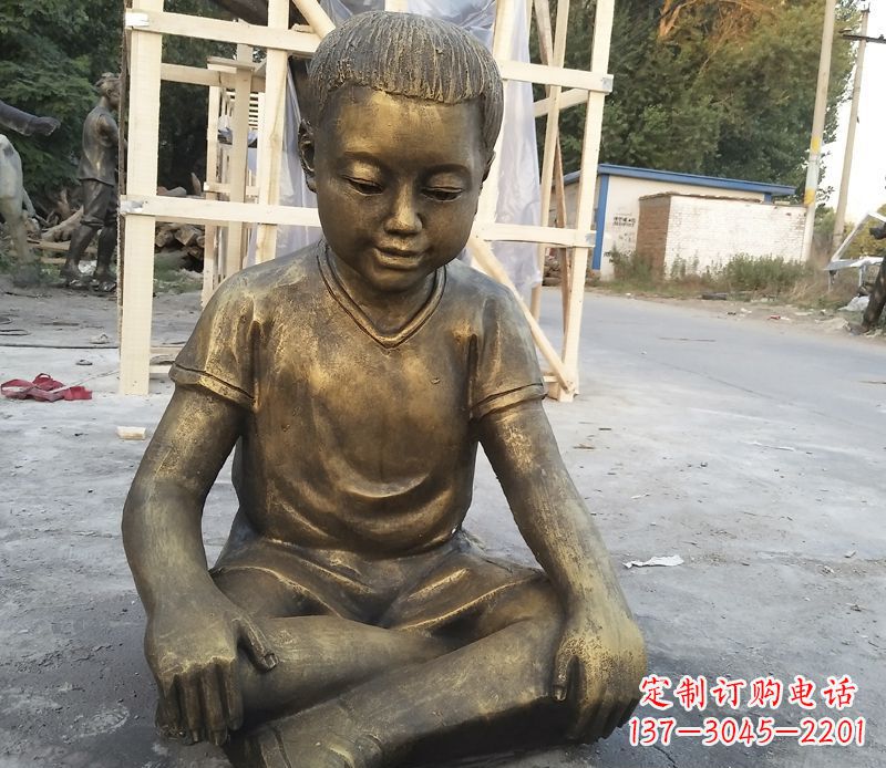 山西公园下象棋的儿童铜雕