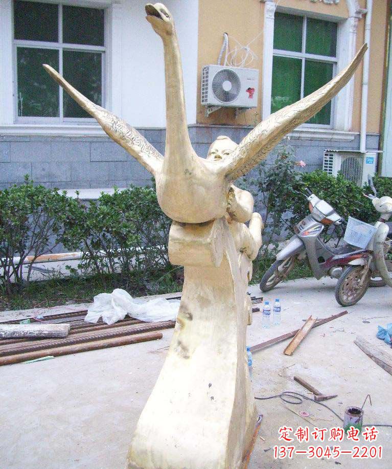 山西孩子与天鹅·梦幻铜雕