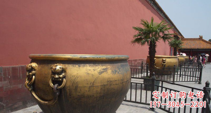 山西故宫铜水缸铜雕