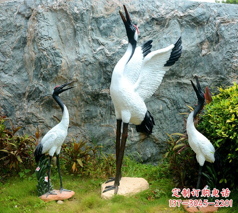 山西故宫仙鹤雕塑