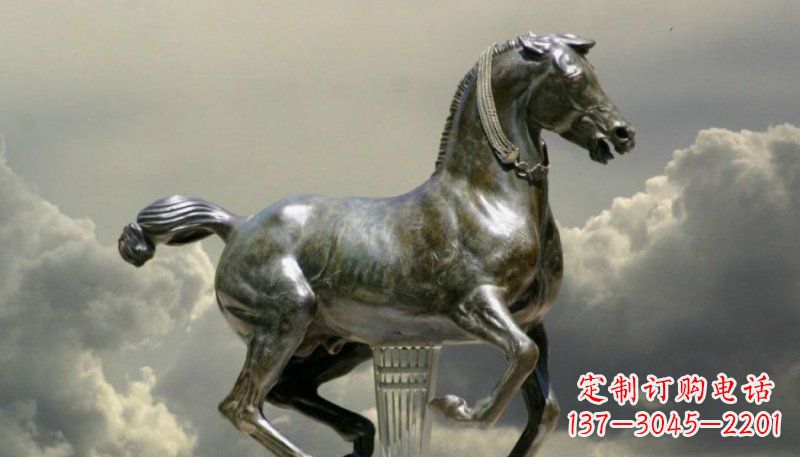 山西广场奔马景观铜雕