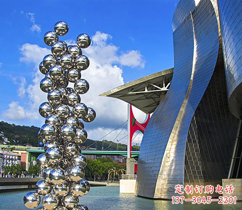 山西广场不锈钢抽象龙柱雕塑