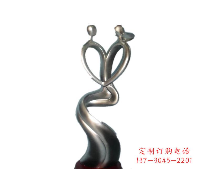山西爱的象征——不锈钢情侣雕塑