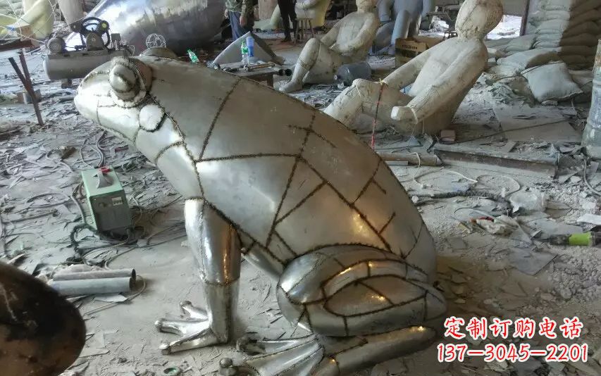 山西中领雕塑精美不锈钢青蛙动物雕塑