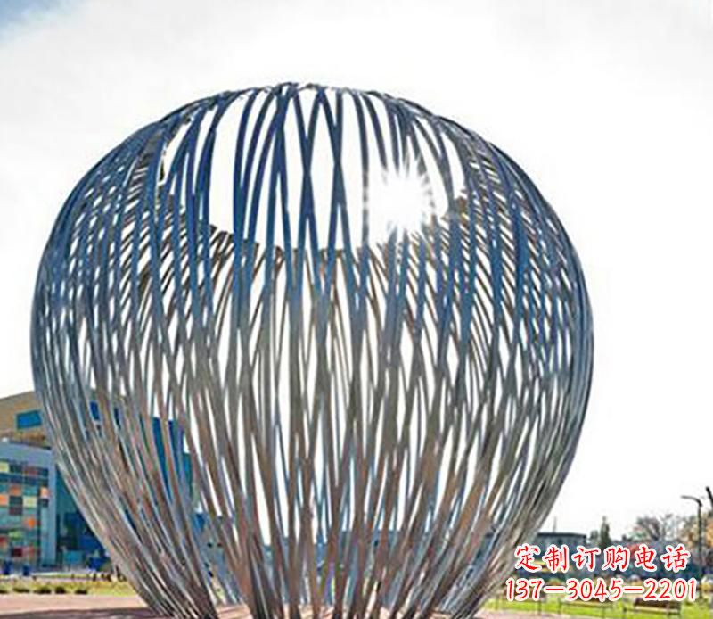 山西中领雕塑|铸就不锈钢树叶风雕塑