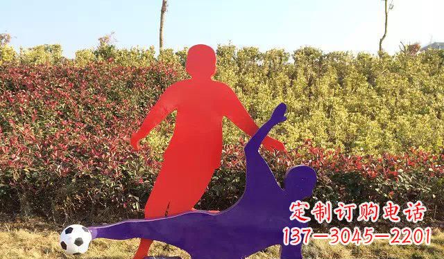 山西广场不锈钢踢足球运动雕塑 (2)