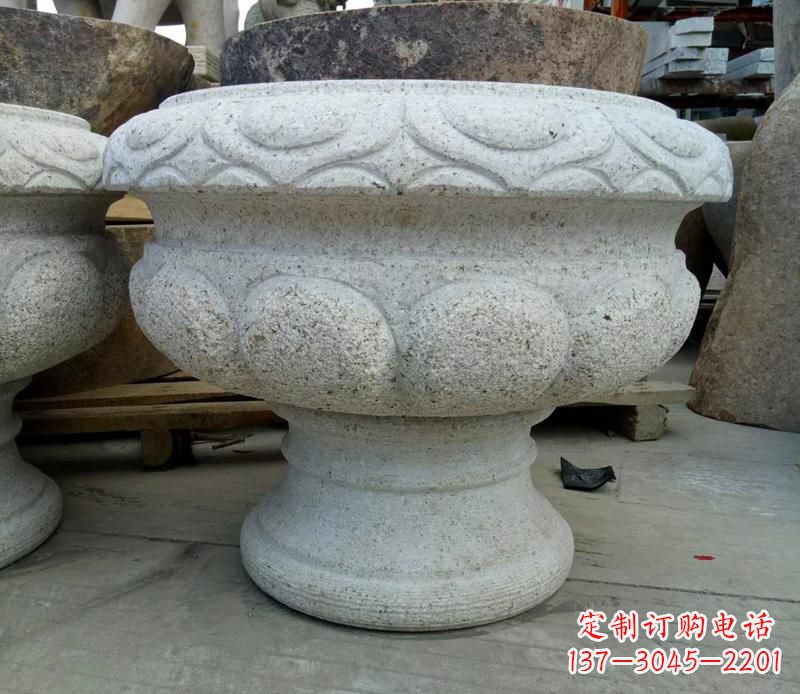 山西广场大理石花盆雕塑 (2)