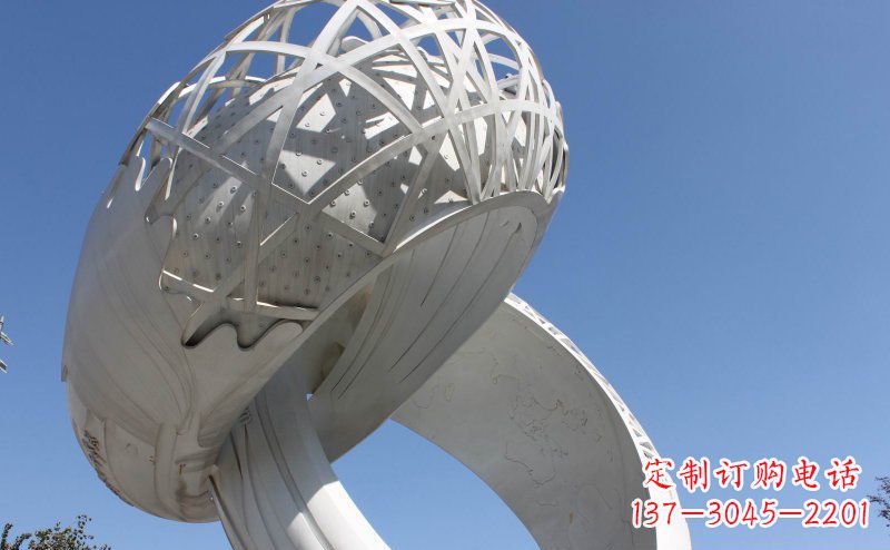 山西中领雕塑珠宝戒指雕塑是一款以不锈钢为原材…