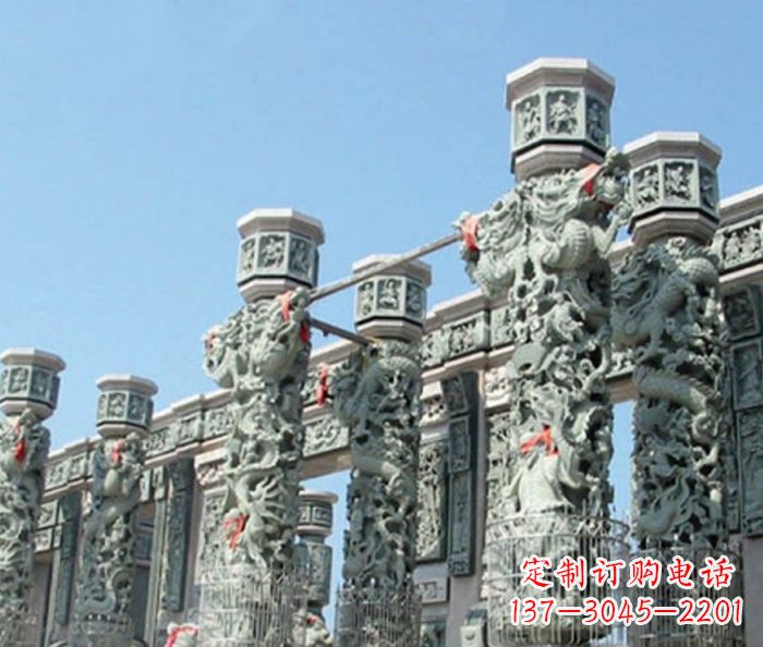 山西广场景观青石龙柱石雕