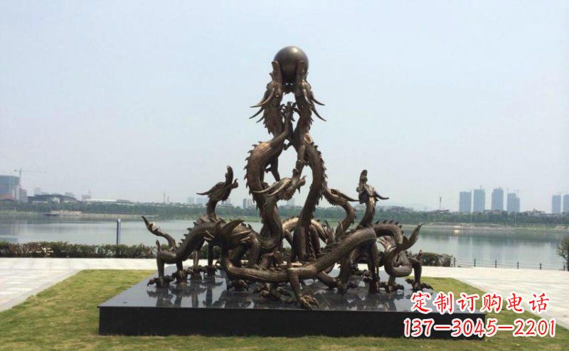 山西广场九龙不锈钢雕塑，雕刻永恒之美
