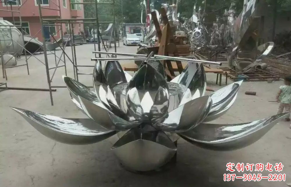山西精致独特的莲花不锈钢雕塑
