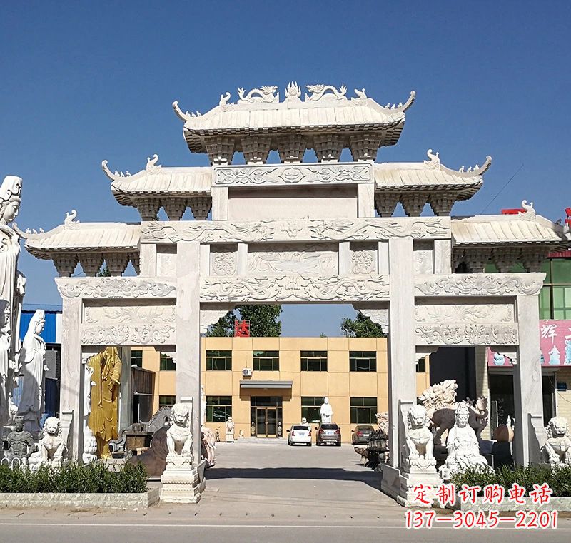 山西广场石雕牌坊