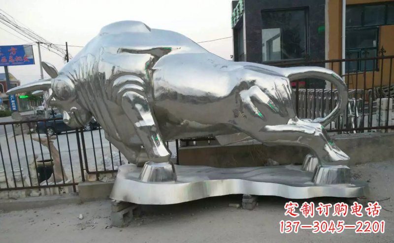 山西独特的拓荒牛不锈钢雕塑