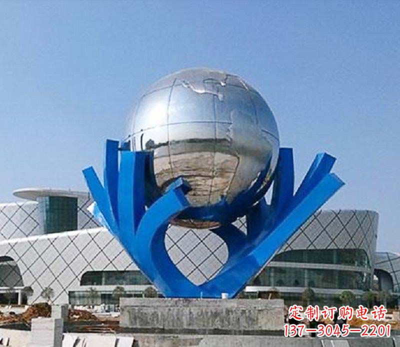 山西中领雕塑打造把地球握在手中精致不锈钢抽象雕塑