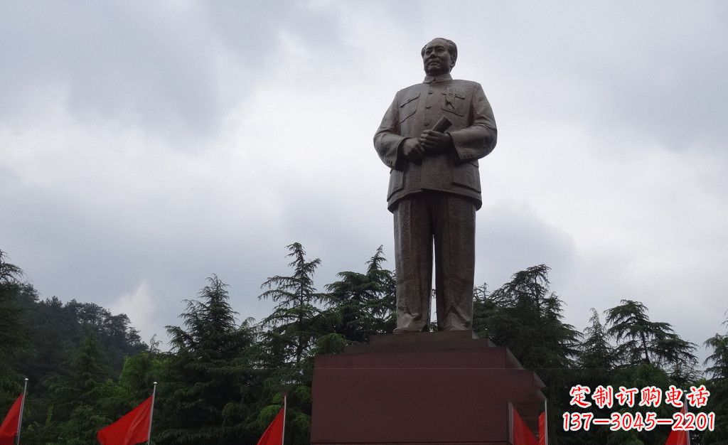 山西广场伟人毛泽东铜雕